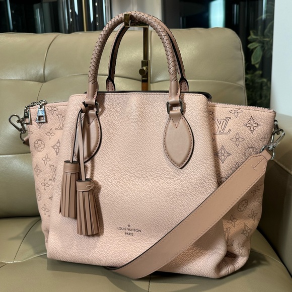 Louis Vuitton Handbags - Sold x Louis Vuitton Haumea handbag